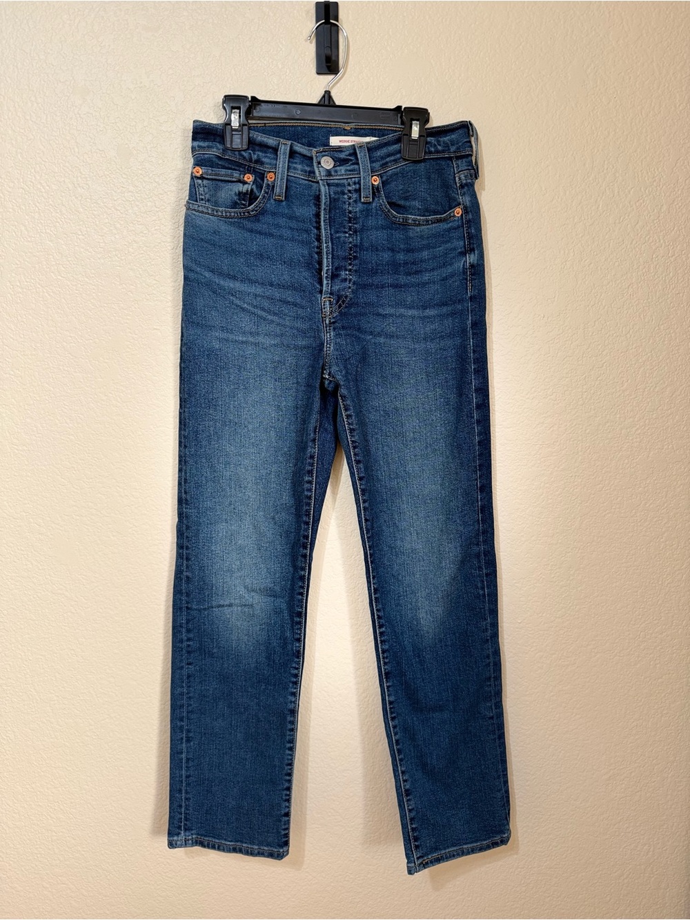 Levi’s Wedgie Straight Jeans